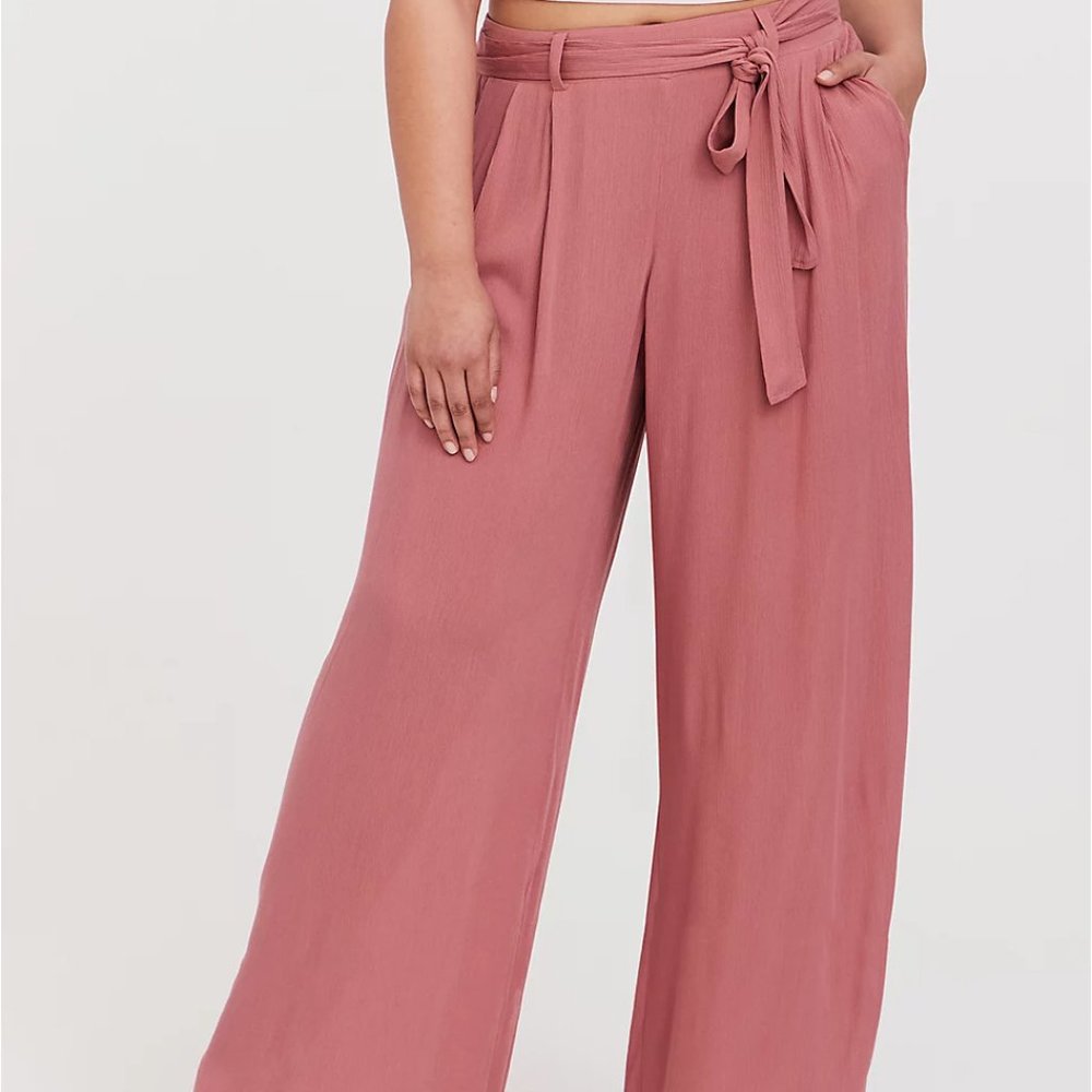 Torrid DUSTY ROSE GAUZE WIDE LEG PANT size 6